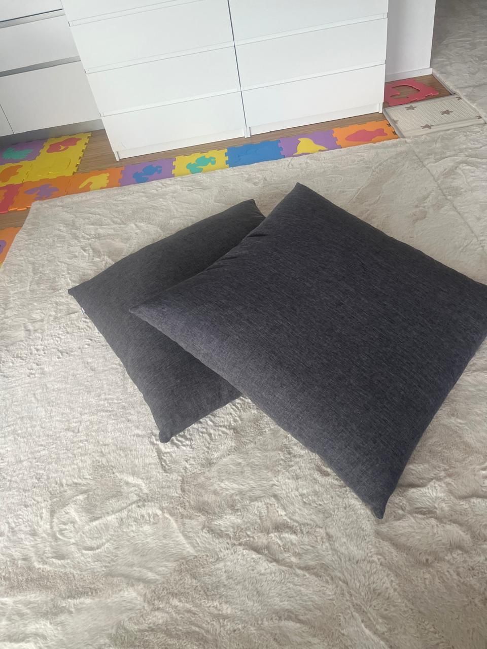 Ikea Divani: Eckbettsofa dunkelgrau+gratis beige Bezug – Usato da Küsnacht ZH venduto da technopolis13 4