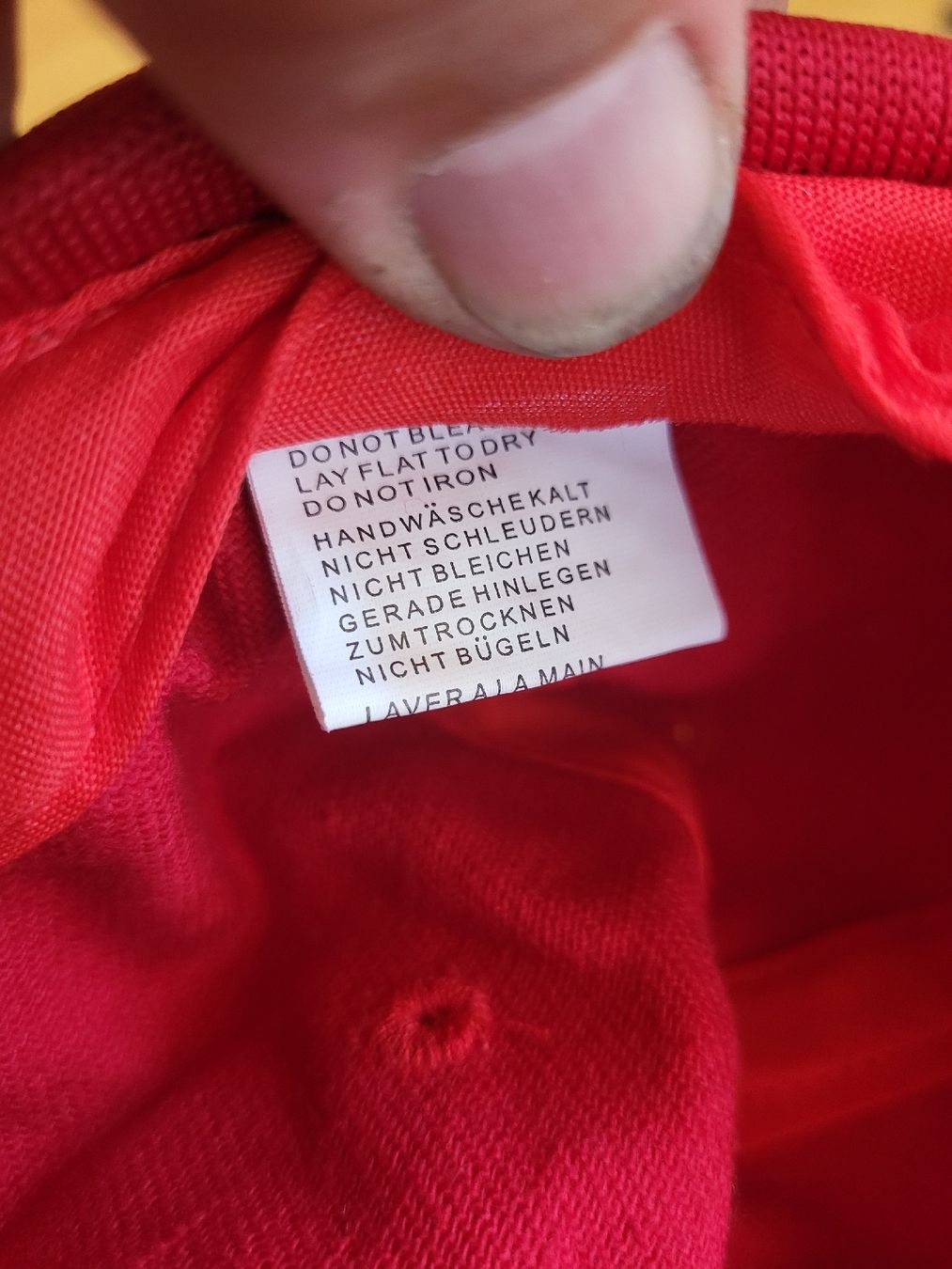 Sonstige Kleidung & Accessoires: Kappe Rot mit Schweizerkreuz  neu – Neu (gemäss Beschreibung) aus Reichenburg von Alles0 2