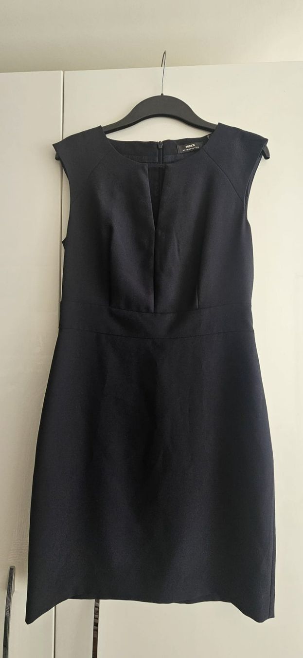 Mexx Vestiti: Etuikleid marineblau (Mexx) – Nuovo (secondo la descrizione) da Gockhausen venduto da Carolin_K