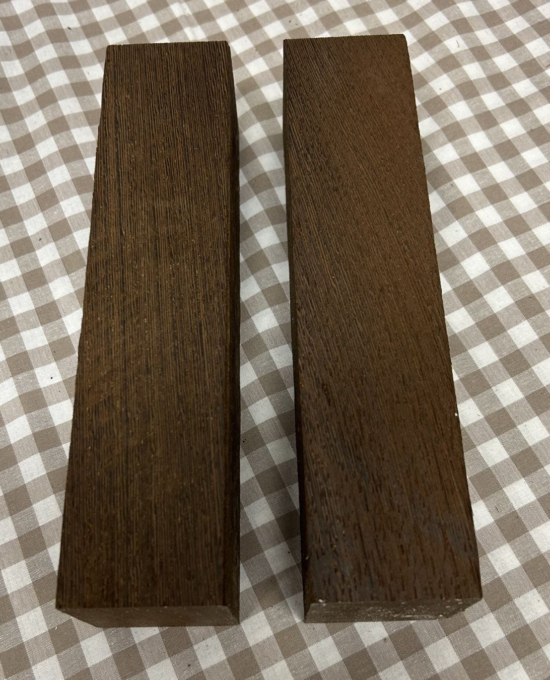 Articoli in legno: Wengé Kanteln – Usato da Schönenbaumgarten venduto da Maven