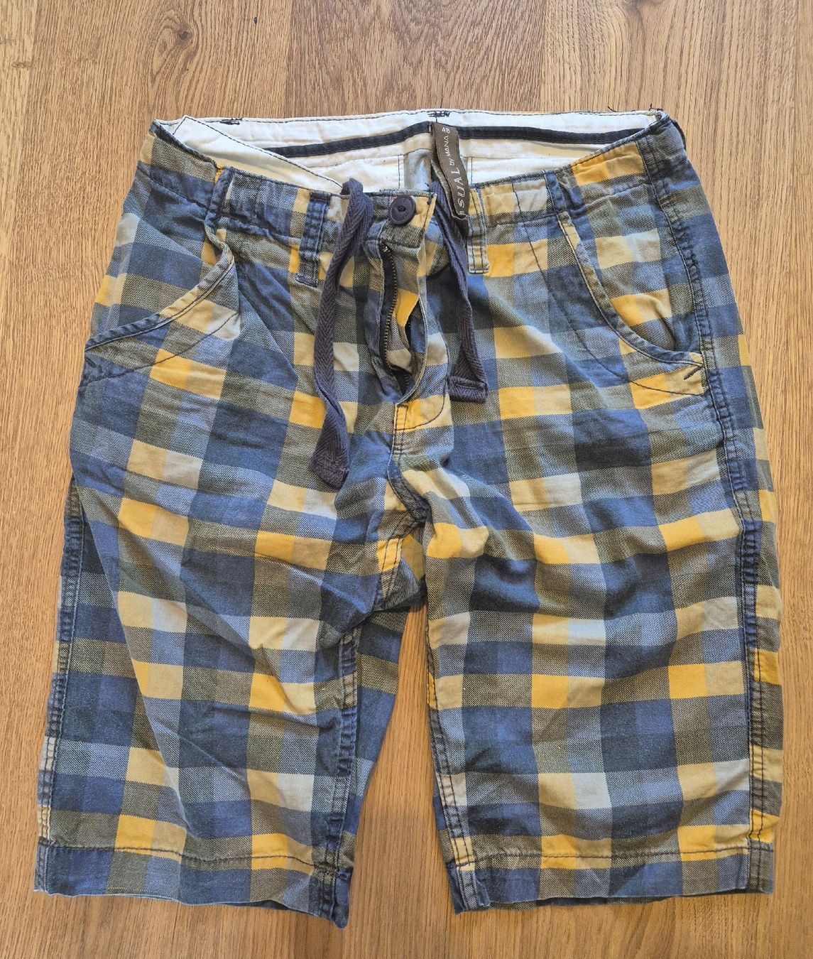 Pantaloni: Karierte Shorts "Mana" (Gr. 48) – Usato da Gams venduto da tischi97