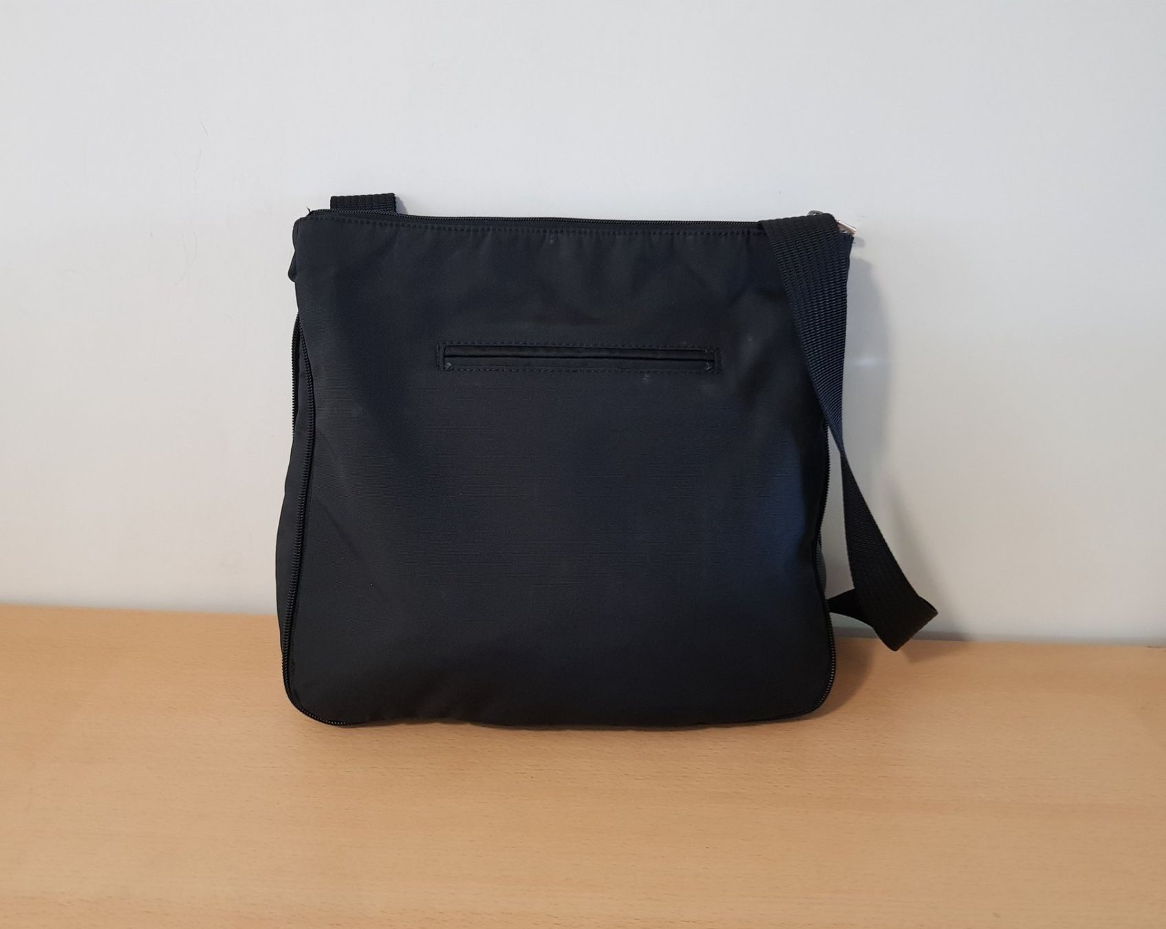 Bogner Borse da donna: Bogner Umhängetasche in Schwarz – Usato da Basel venduto da Birs868 3
