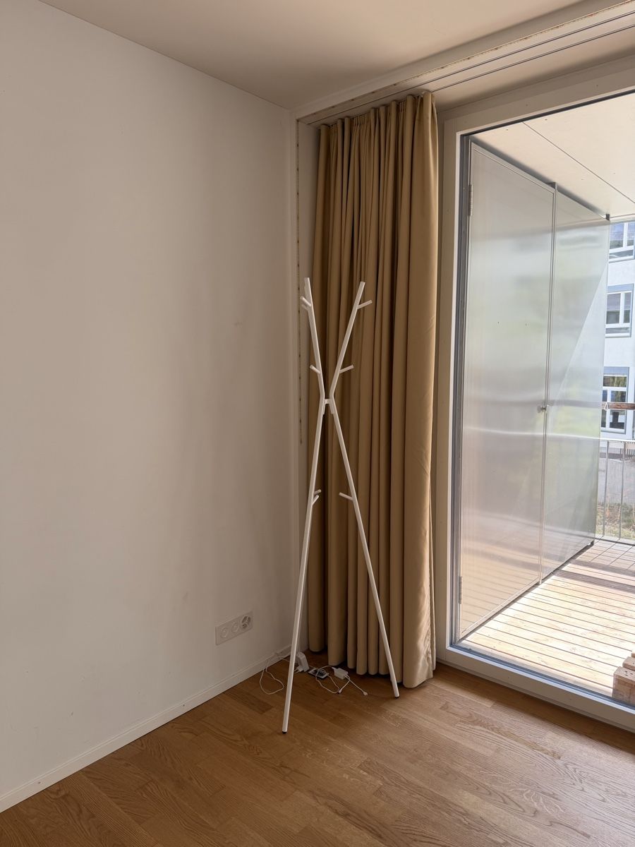 Ikea Porte manteau: IKEA Garderobenständer  – D'occasion à Zürich par han_57v2 1