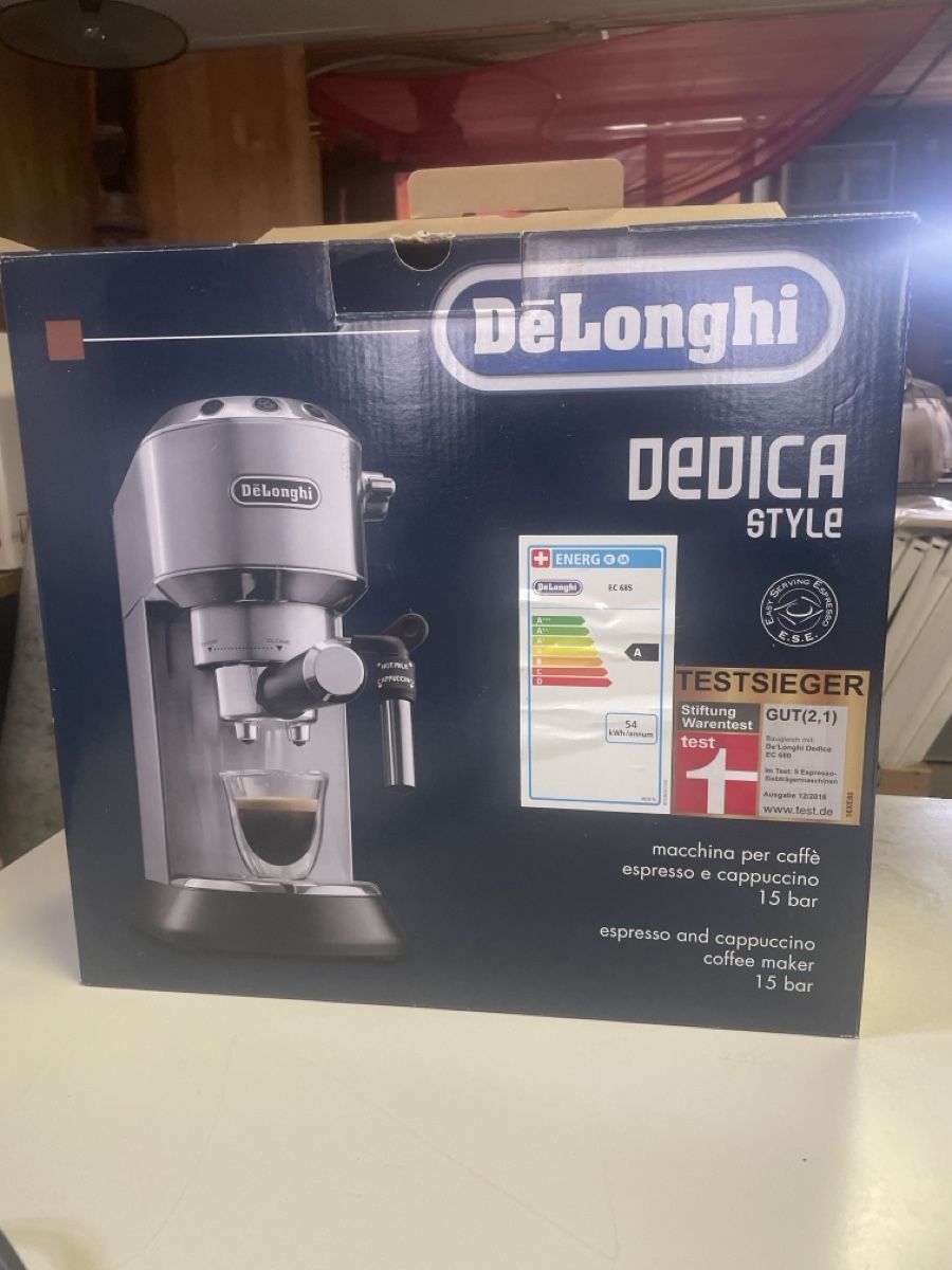 Macchine per caffè & Macchine per espresso: DeLonghi Espressomaschine Dedica neuwertig – Usato da Bleiken venduto da balou018 4