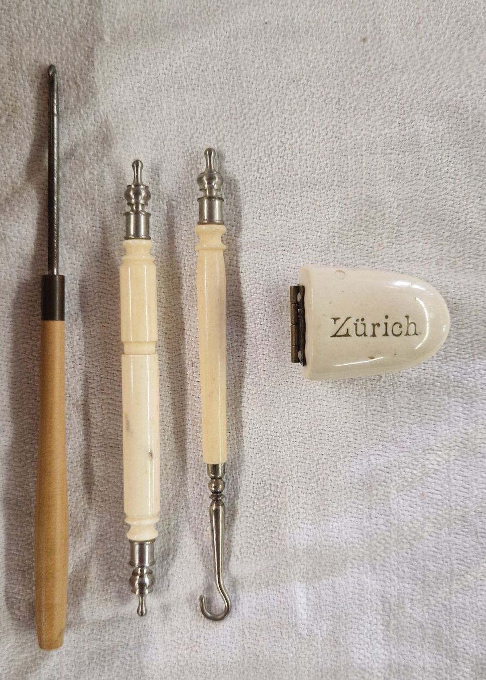 Sonstige Antiquitäten & Kunst: ANTIKER NÄHKORB – Gebraucht aus Bilten von Mic2022 6