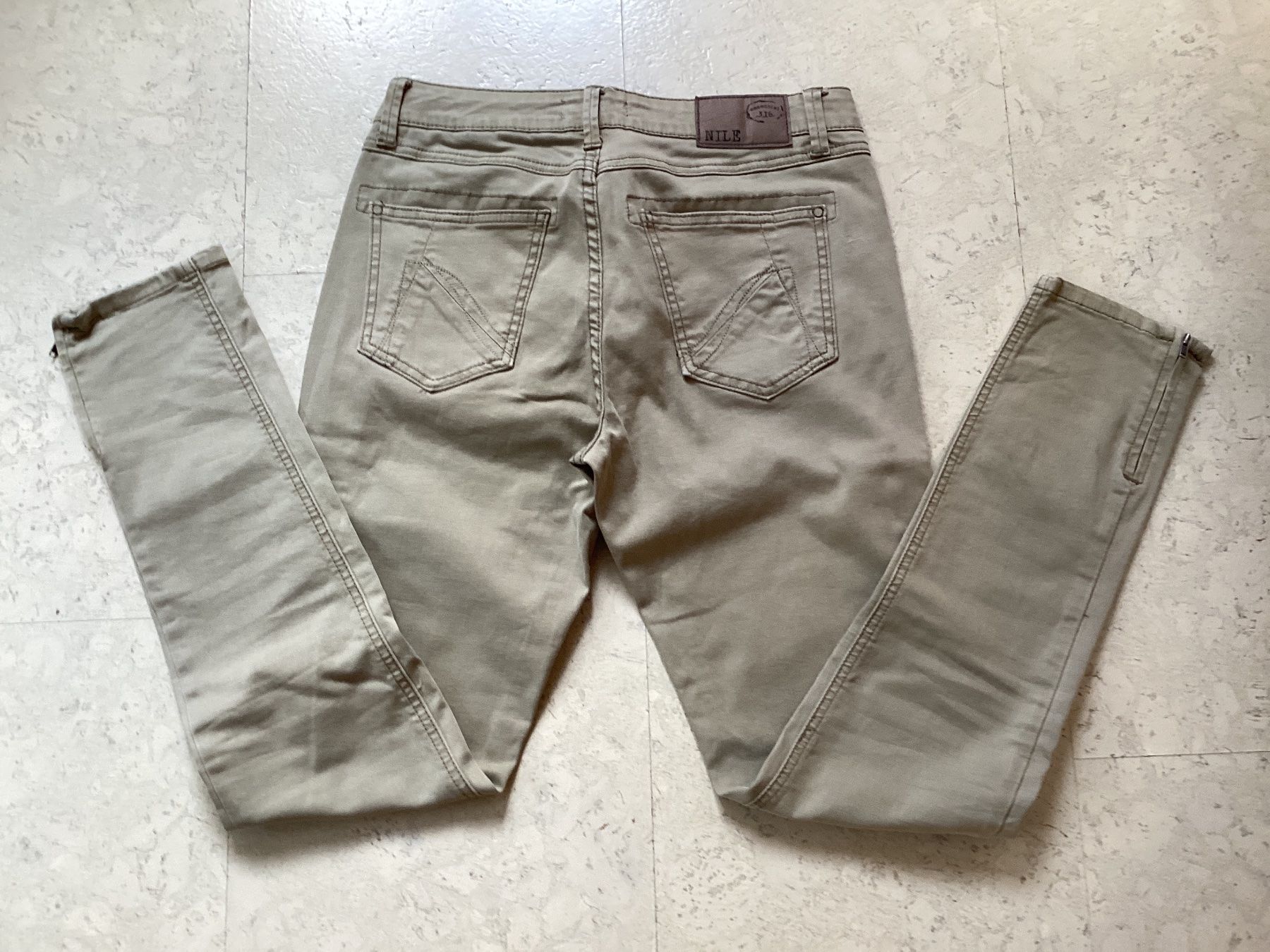 Nile Jeans: Nile Jeans Gr S, neu – Nuovo (secondo la descrizione) da Wassen UR venduto da SABDOM 1