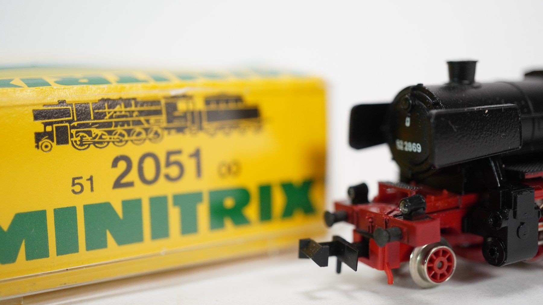 Trix Modellini di ferrovie: e3 Spur N Minitrix 2051 DB BR 52 Dampflok – Usato da Thun venduto da evinka_gmbh