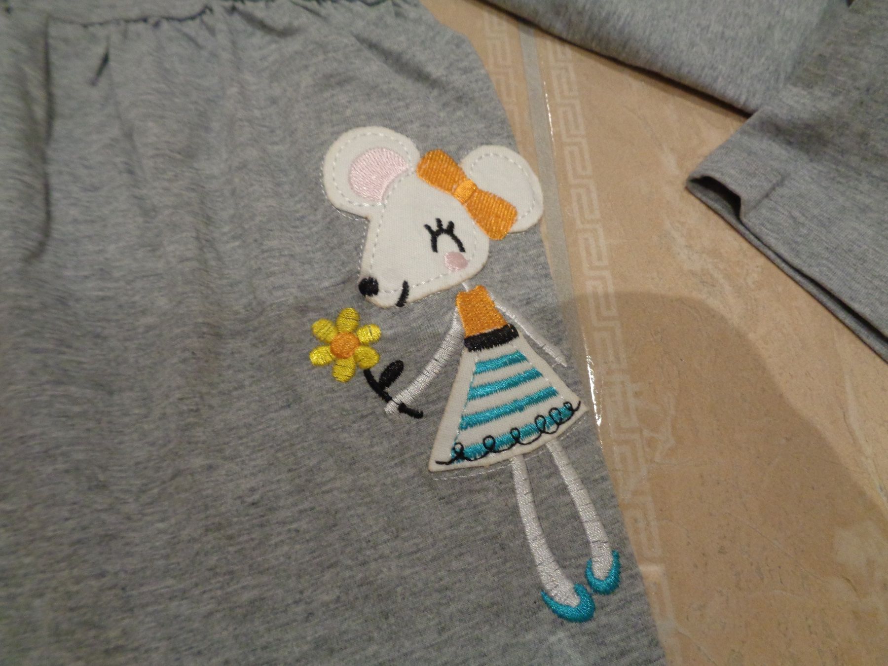 Camicette, T-shirt & Top: neues süsses Mause Shirt, 6J 116 – Nuovo (secondo la descrizione) da Klingnau venduto da Markus14 3