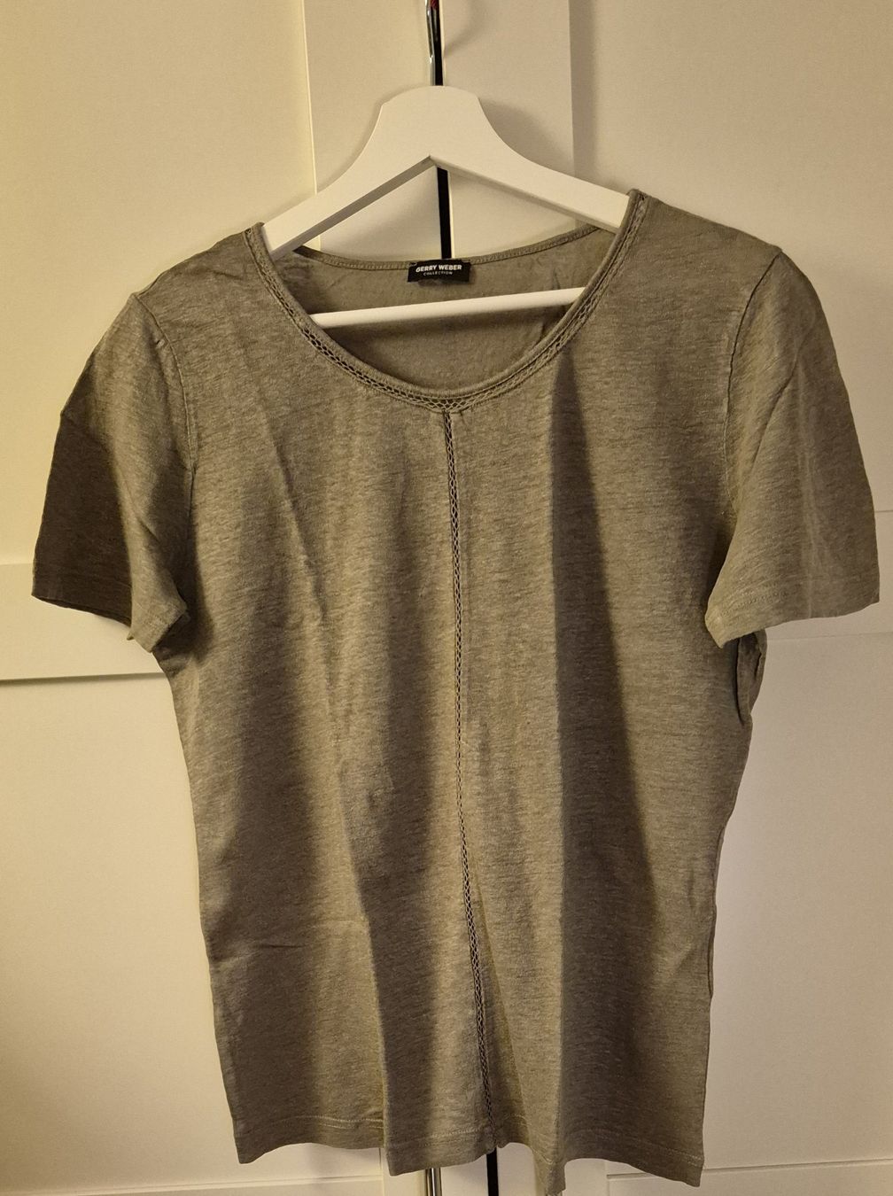 T-shirt: Leinen T-Shirt braun/grau – Usato da Zürich venduto da c_ysb2