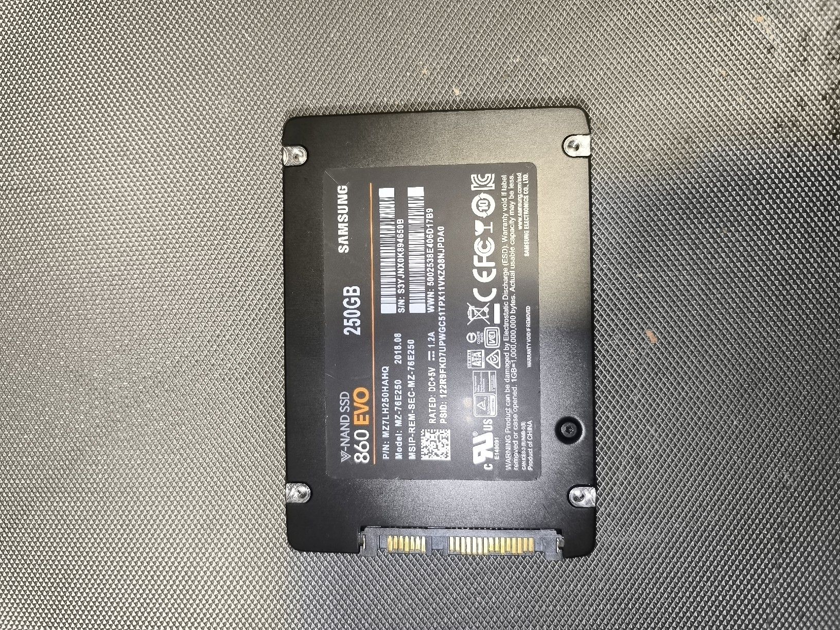 Samsung Harddisks: Samsung SSD 860 EVO 250GB gebraucht – Gebraucht aus Welschenrohr von 3liah