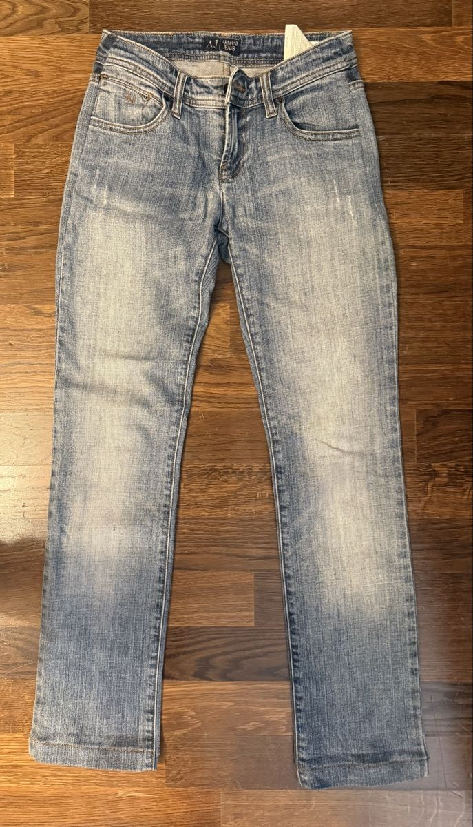 Armani Jeans: Armani Jeans jeans – Nuovo (secondo la descrizione) da Zürich venduto da Yuece