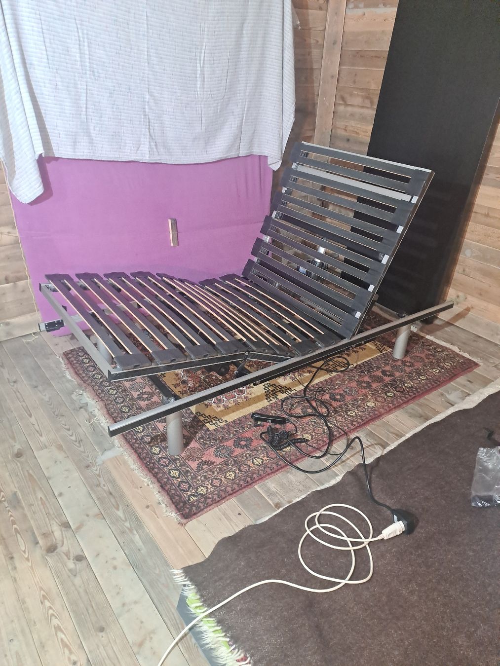 Betten: Verstellbares Bett, Carbonflex – Gebraucht aus Laupen ZH von tomischmidt 1