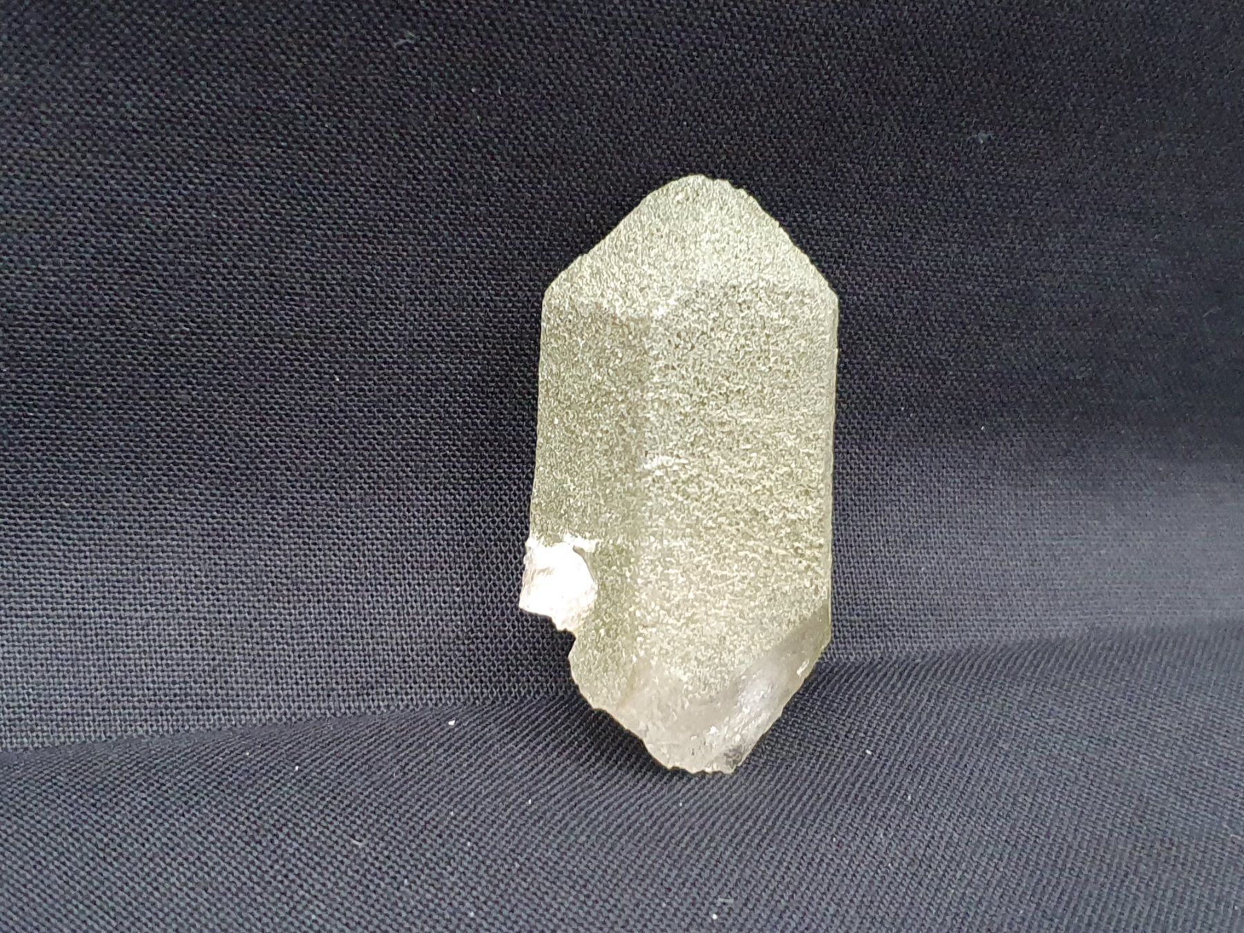 Minerali & Pietre curative: Chloritisierter Quarz – Usato da Holderbank SO venduto da swiss-minerals