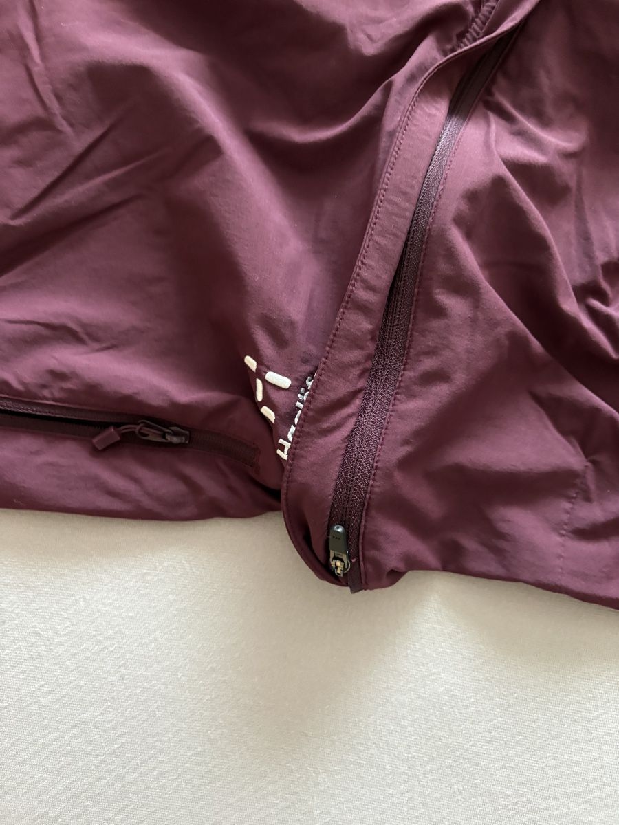 Haglöfs Pantaloni: Haglöfs abnehmbare Wanderhose Gr. 40 – Usato da Boswil venduto da lindebluetetee 1