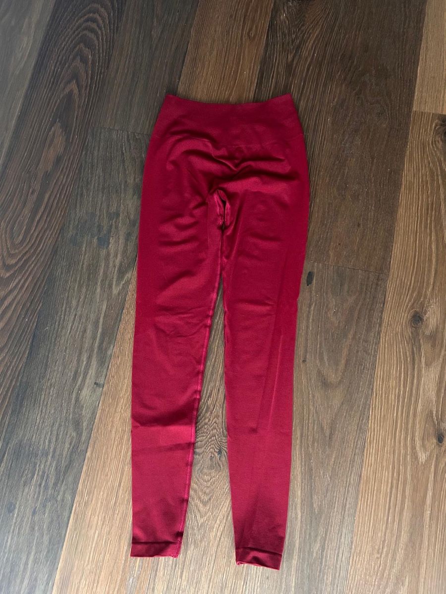 Alphalete Leggings: Alphalete Leggings – Nuovo (secondo la descrizione) da Sins venduto da Just4you71 1