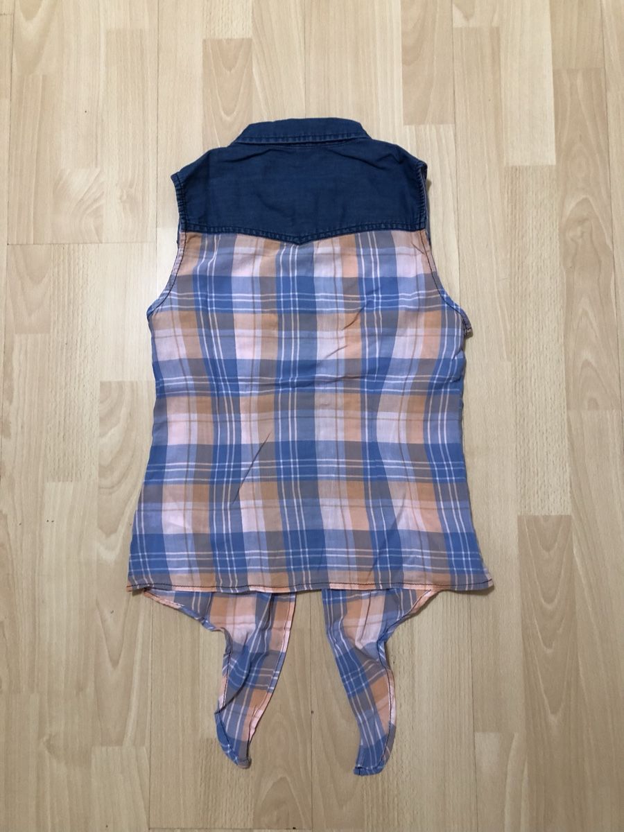 Camicette: Ärmellose Bluse Gr.XS – Usato da Chur venduto da vicky7 5