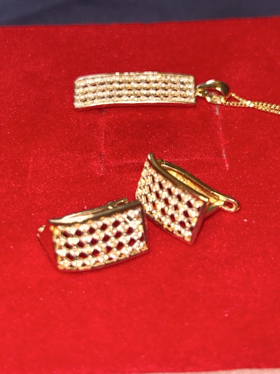 Sonstiger Schmuck: Goldkette & Ohrringe Set 585 – Gebraucht aus Schwyz von Maerzetuepfli 5