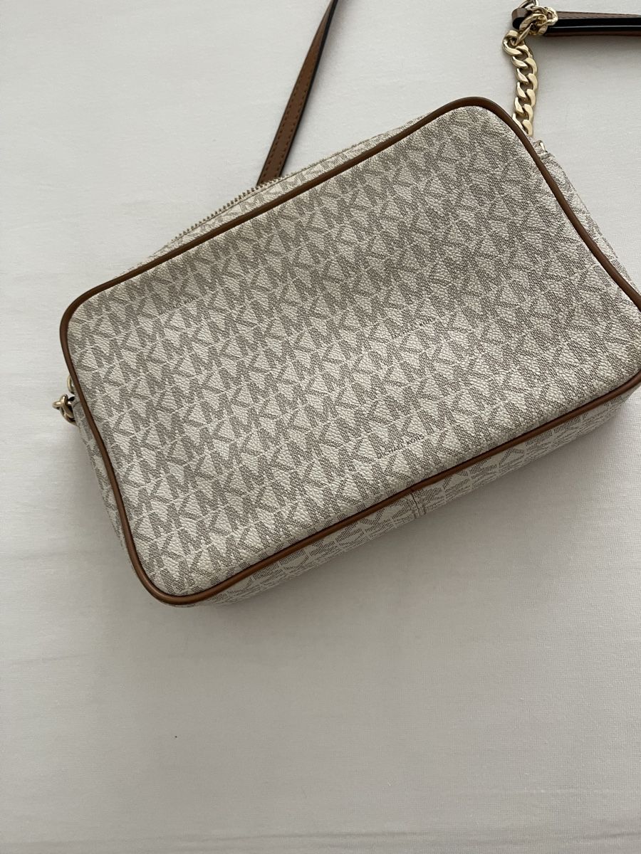 Michael Kors Sacs femmes: Michael Kors Tasche – D'occasion à Trimbach par sheshe27 1