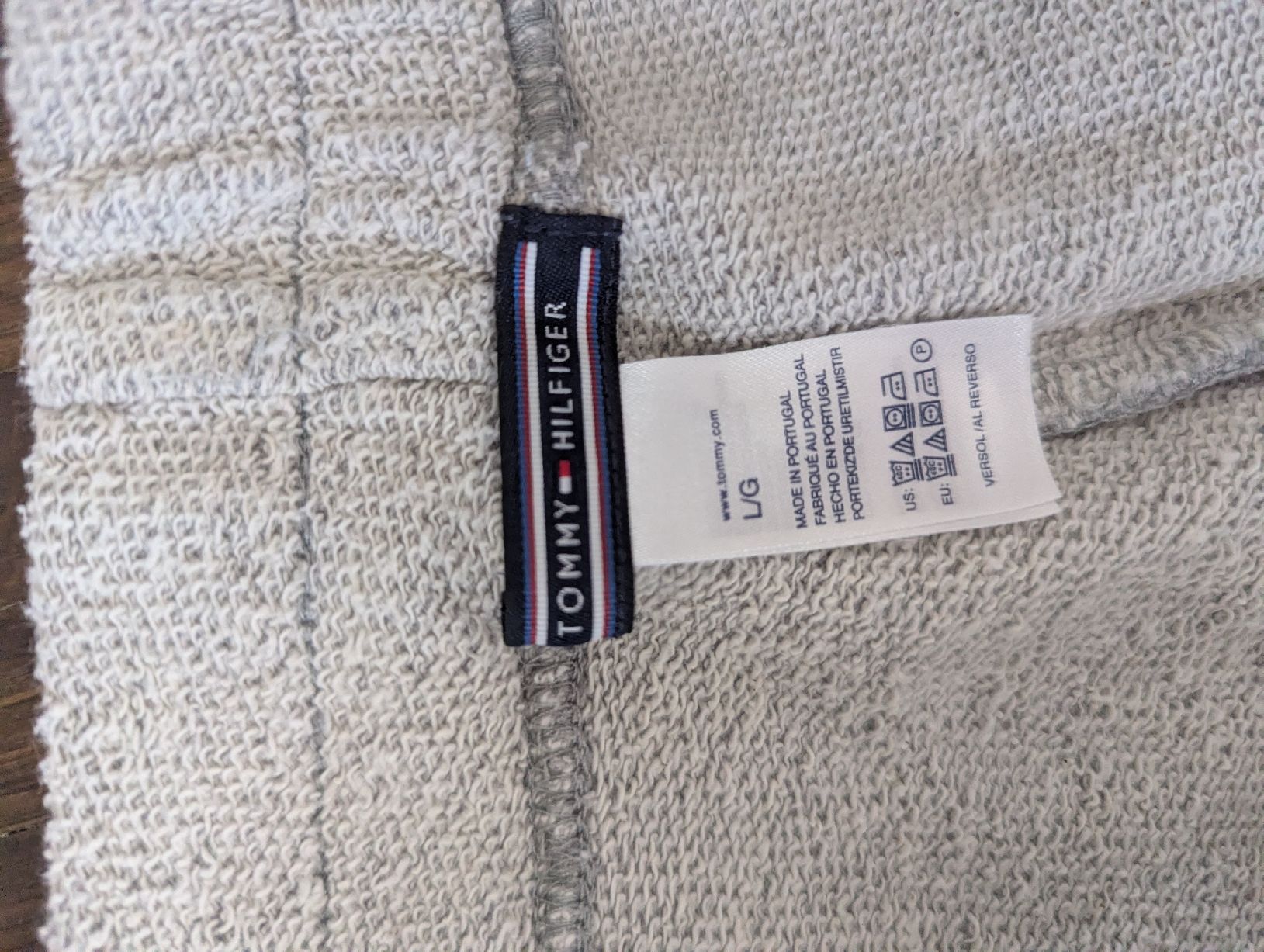 Tommy Hilfiger Hosen: Tommy Hilfiger Trainerhose – Gebraucht aus Niederwangen BE von jan_p2tb 2