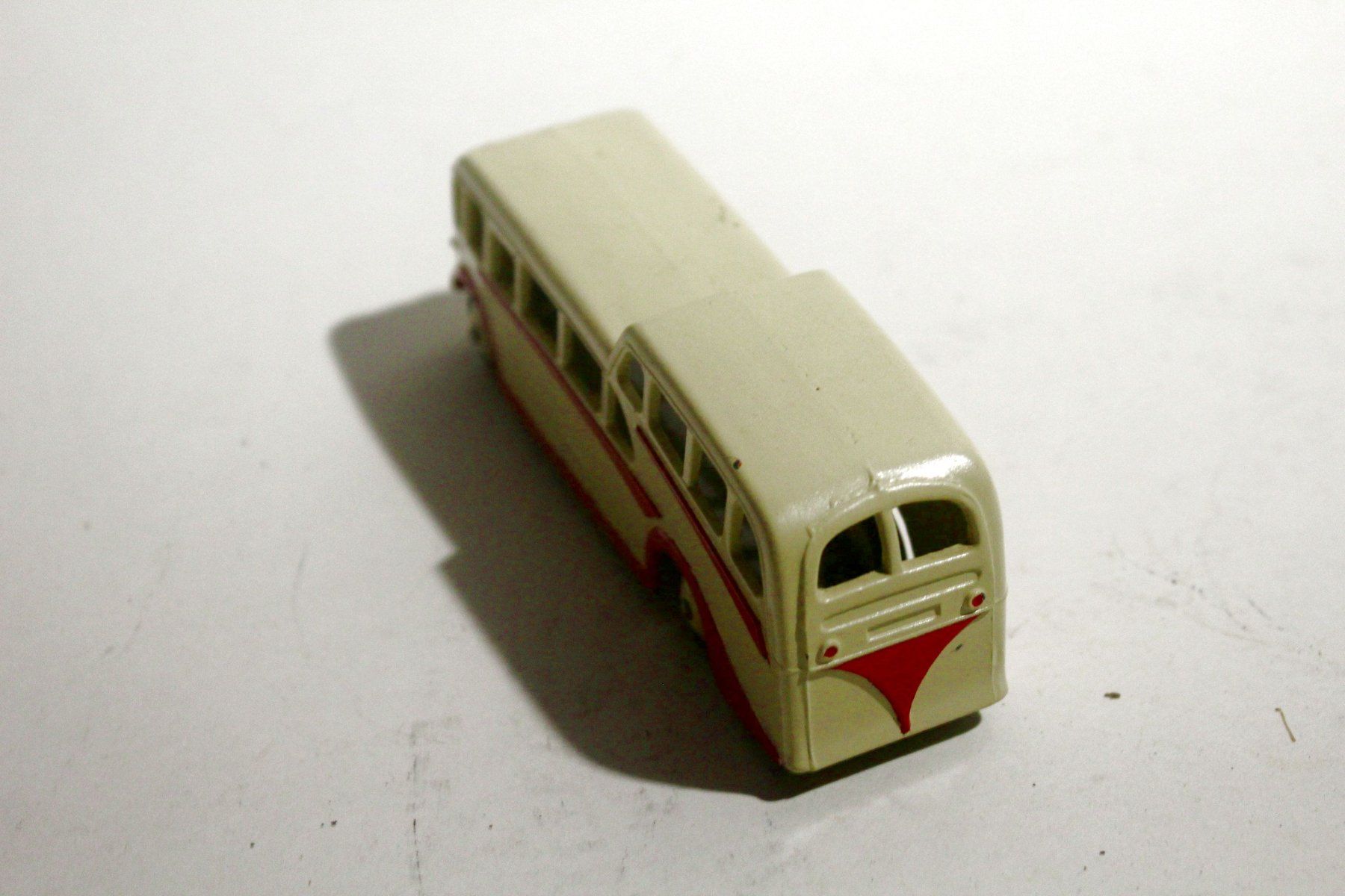 Dinky Toys Modellini d'auto: DINKY TOYS / MECCANO Observation Coach, creme/rot – Usato da Bern venduto da kultiges 6