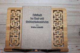 Lehrbuch der Haut- und Geschlechtskrankheiten 1940