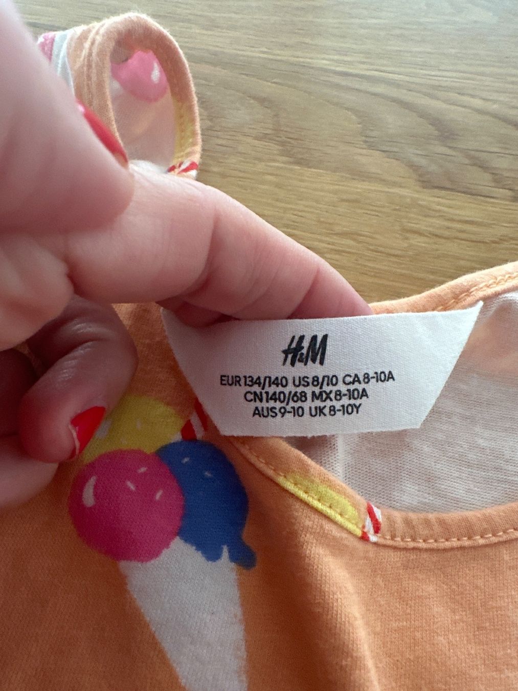 H&M Lotti & Set di vestiti: Kleid Mädchen 130cm und 140 cm – Usato da Rapperswil BE venduto da aro_66tx 4