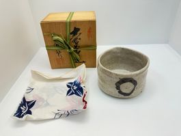 Teeschale Japan Chawan Keramik-  20. Jh. "Shino"