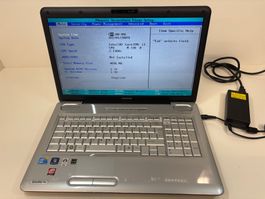 Notebook 17.3" Toshiba Satellite Pro, Intel Core i3, DEFEKT