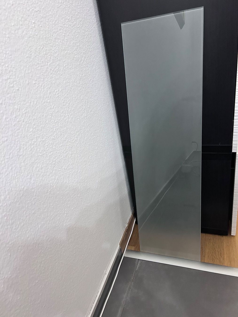 Étagères: Tablar aus Glas – D'occasion à Schliern b. Köniz par need-it 2