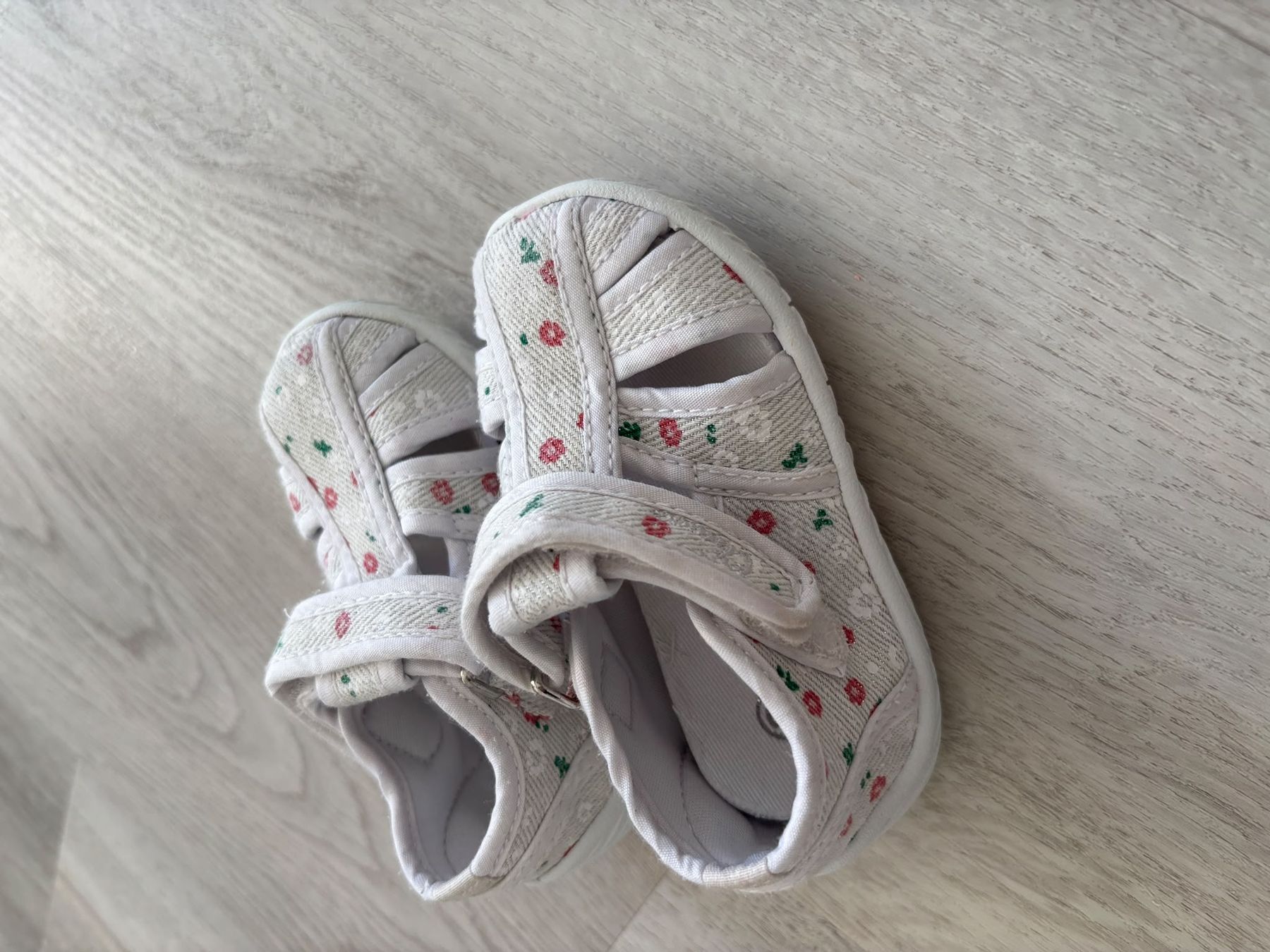 Schuhe für Jungen: Kindersandals Gr. 20 – Gebraucht aus Hochfelden von rub_rnw5 5