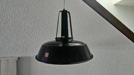 Deckenlampe/ lampe suspendue