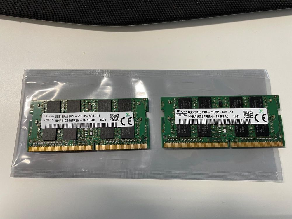 SK HYNIX 8GB DDR4 Laptop RAM - PC4-2133P (DDR4-2133) SO-DIMM - Part HMA41GS6AFR8N-TF