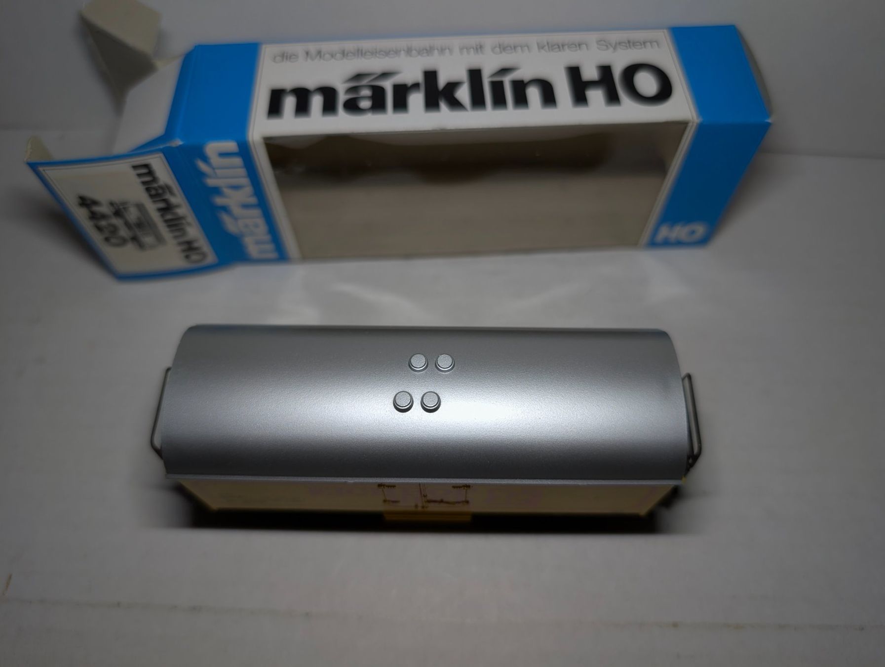 Märklin Modellini di ferrovie: Märklin 4420 Bierwagen Eichhof Bier – Nuovo e nell'imballaggio originale da Gland venduto da NicoRe44IV 4