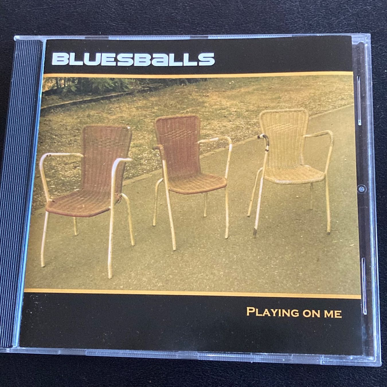 CD: Bluesballs - Playing On Me – Usato da Bern venduto da Ntsamina