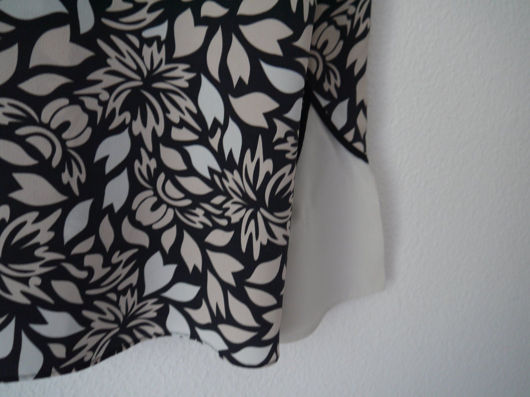 Dorothee Schumacher Camicette: DOROTHEE SCHUMACHER  Bluse aus Seide – Usato da Hagendorn venduto da Blaf 4
