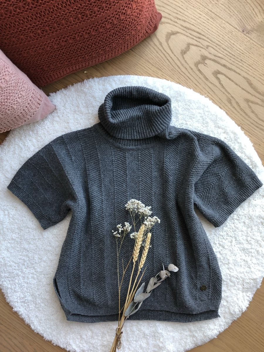 Pomp de Lux Maglioni & Felpe: POMP DE LUX Pullover Kurzarm, Gr. 122/128 Rollkragen, – Usato da Obfelden venduto da dafae
