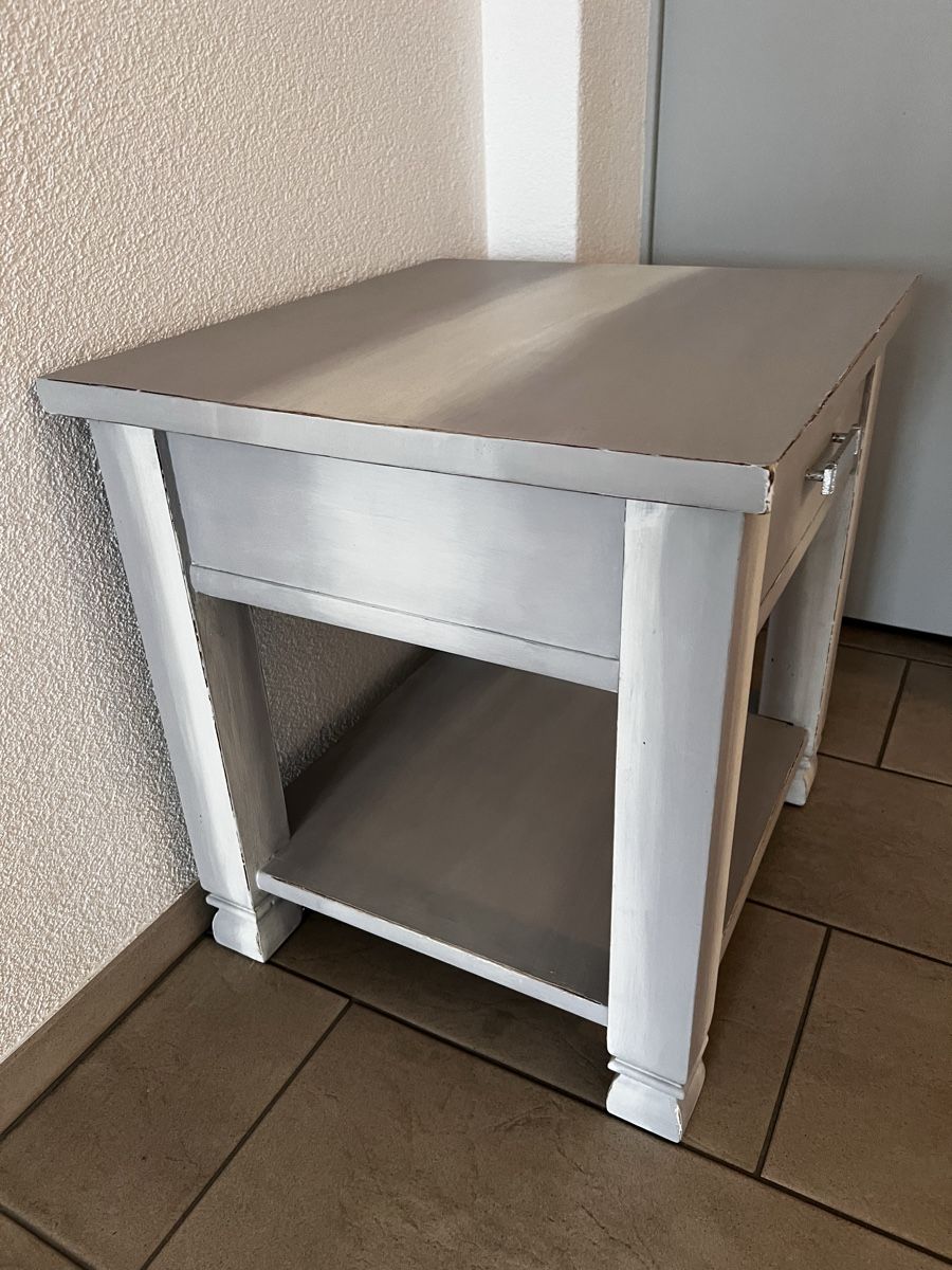 Tische: Beistelltisch mit Schublade, Old Look, Grau – Gebraucht aus Flurlingen von MIPILG 8