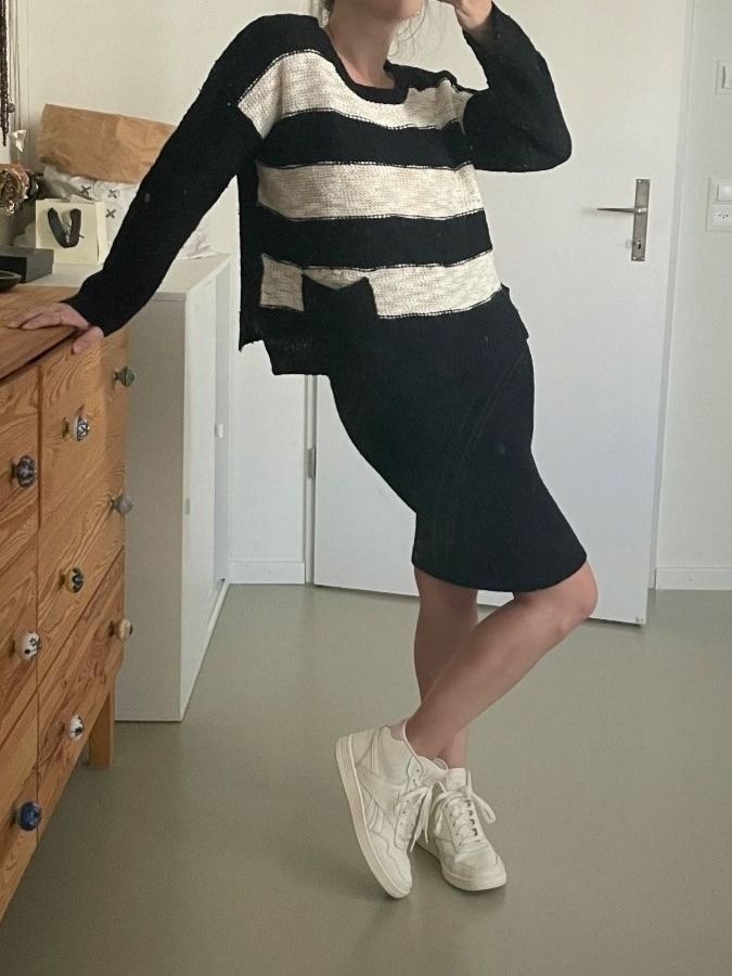 Maglioni & Felpe: Schwarz-weiss gestreifter Pullover Gr. M / Pull rayé tricot – Usato da Zürich venduto da AnnaSa 3