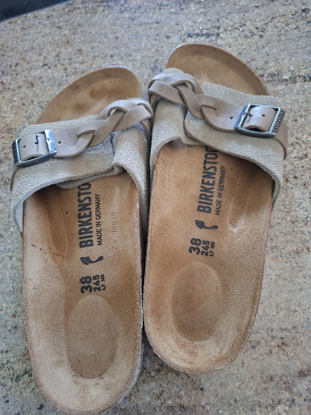Birkenstock Damenschuhe: Birkenstock Sandalen beige Grösse 38 – Gebraucht aus Sommeri von san_pwq8 3
