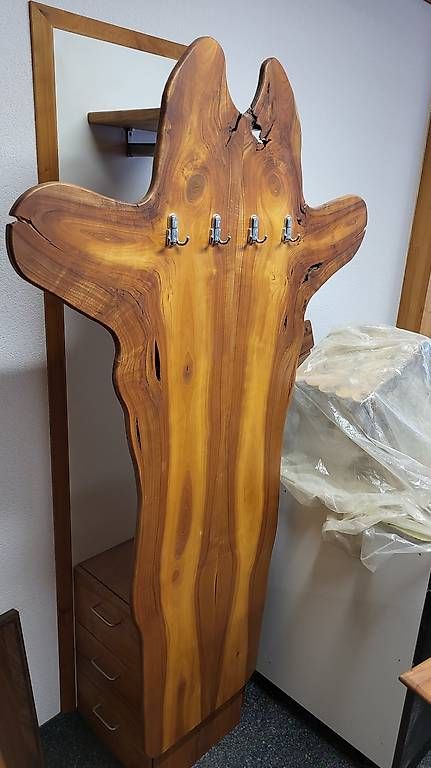 Garderobe: Garderobe Kirschbaum – Gebraucht aus Othmarsingen von rem_5trt