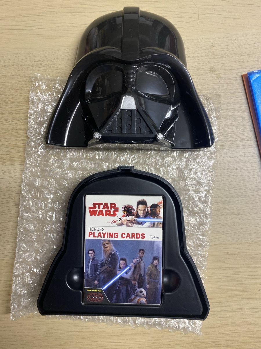 Star Wars Figuren: Star Wars Spielkarten – Neu und originalverpackt aus Basel von spider-loc