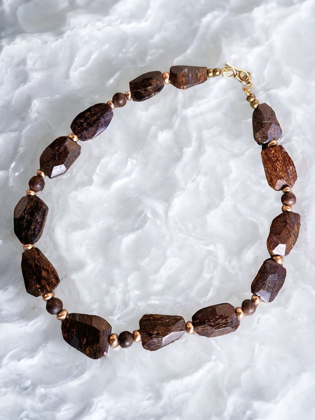 Catenine: Statement-Collier Bronzit mit Bronze-Perlen – Nuovo e nell'imballaggio originale da Aarau venduto da Schmuckhoehle_MD 2
