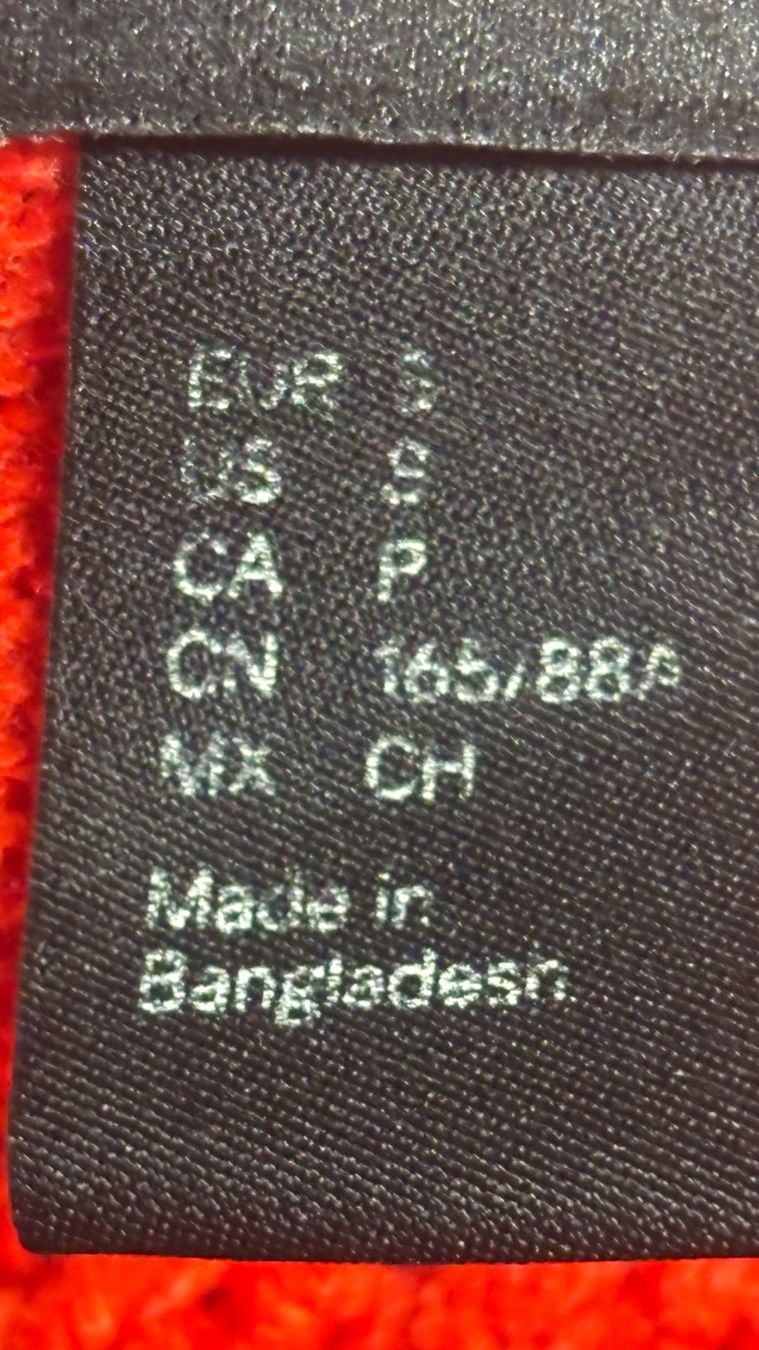 H&M Maglioni & Felpe: Roter Strick-Rollkragenpullover, Gr. S       (7) – Usato da Wallisellen venduto da AS.TZ. 6