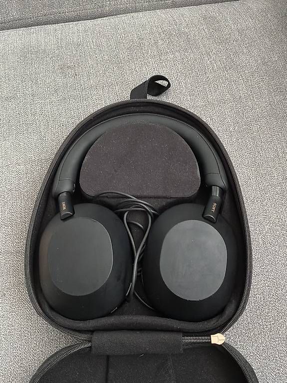 Cuffie: SONY WH-1000XM5  Kopfhörer  – Usato da Abtwil SG venduto da leon-77