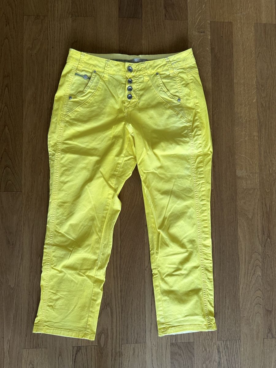 Nile Pantaloni: Gelbe Sommer-Hose mit Stretch, Nile, neu,  – Nuovo (secondo la descrizione) da Bern venduto da fluffy07
