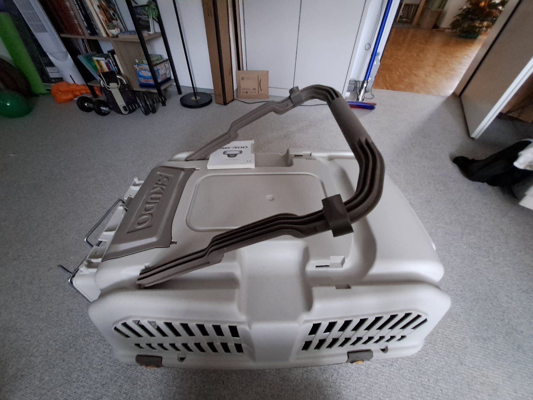 Gabbie, trasporto & Sicurezza: SKUDO HUNDEBOX – Nuovo (secondo la descrizione) da Volketswil venduto da ZSCgirl 7
