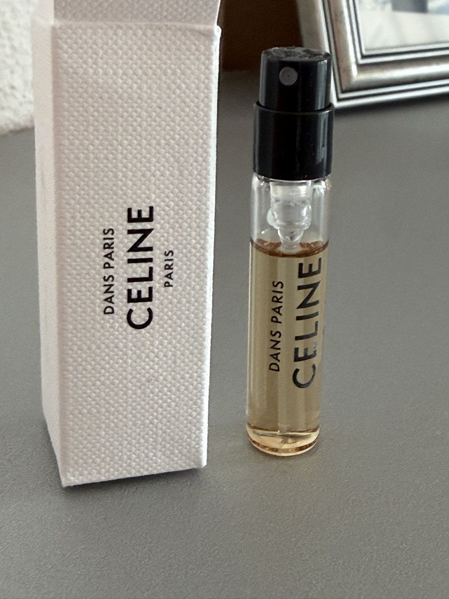 Celine Profumi & Eau de Toilette: Celine Dans Paris Eau de Parfum Probe 2ml neu – Nuovo (secondo la descrizione) da Sursee venduto da nri_sbv9 1