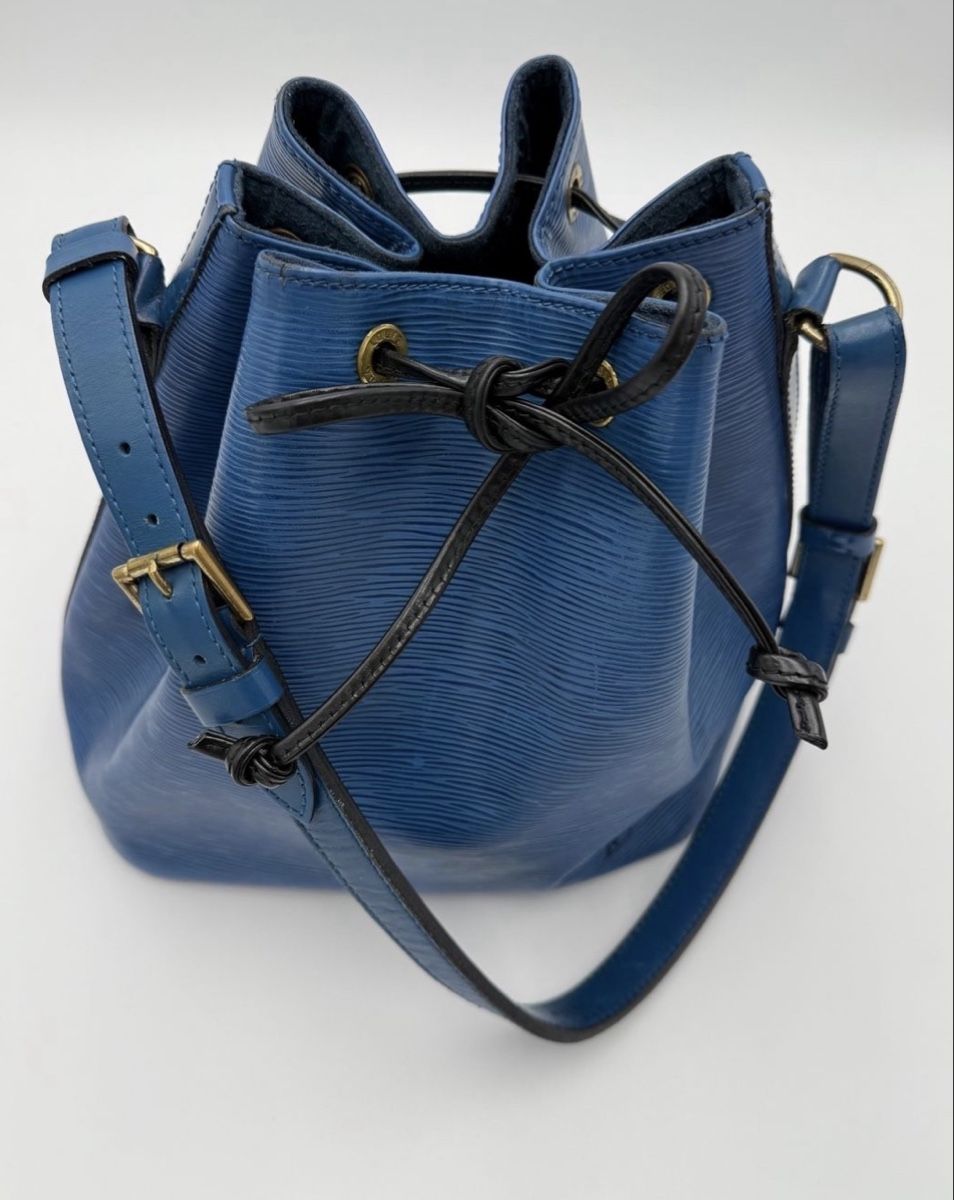 Louis Vuitton Borse da donna: Louis Vuitton Petit Noe Epi blu – Usato da Pollegio venduto da eli_8bm2 5
