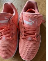 Sneaker /// Puma /// 38