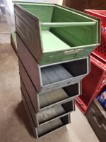 5 stk. solide Metallkisten, stapelbar - grau / grün